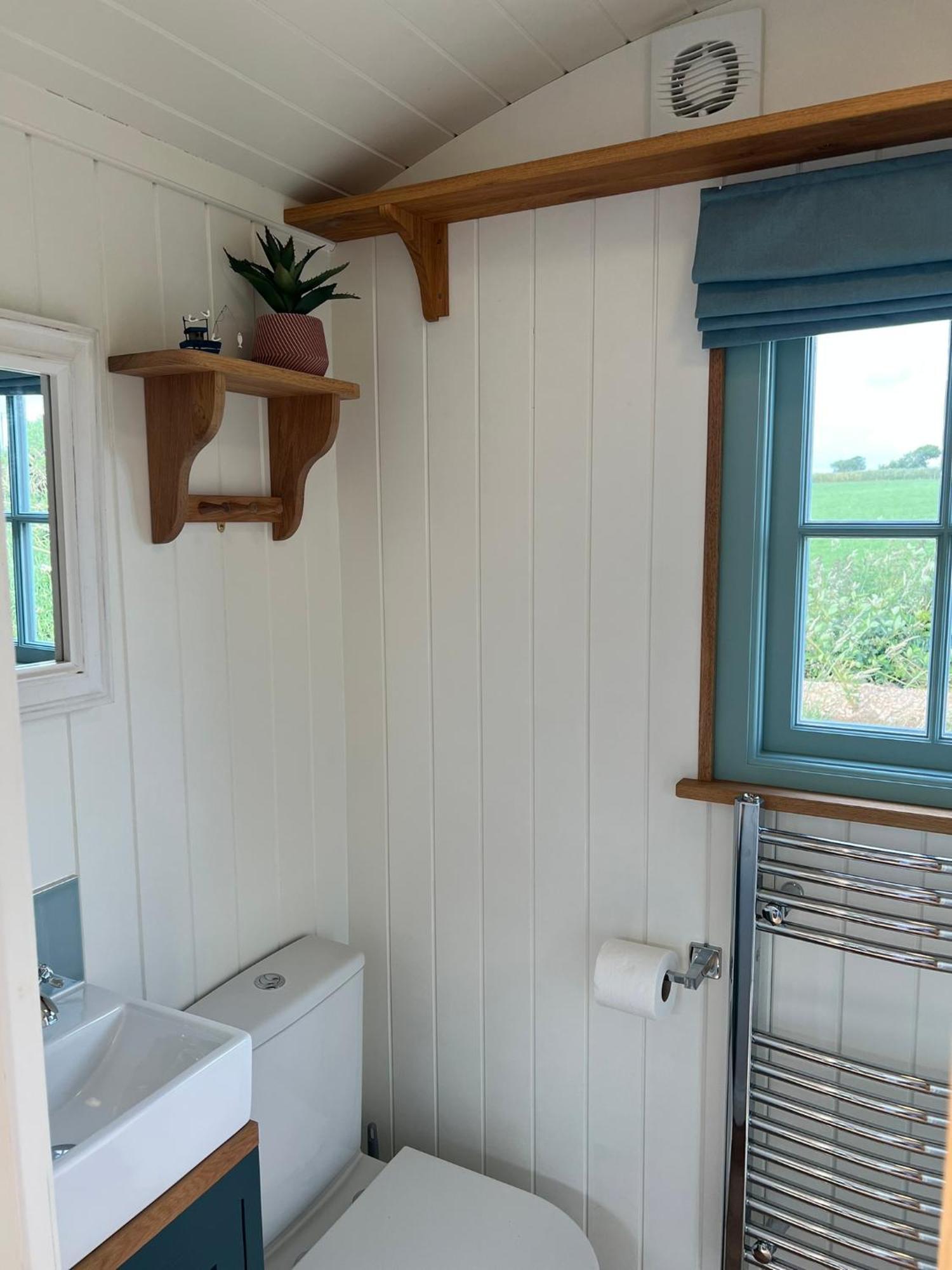 Toms Hut And Robins Rest Shepherd Huts Near וויידברידג' מראה חיצוני תמונה